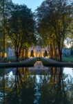 Reflets sur l'eau en soirée de l'abbaye de Royaumont