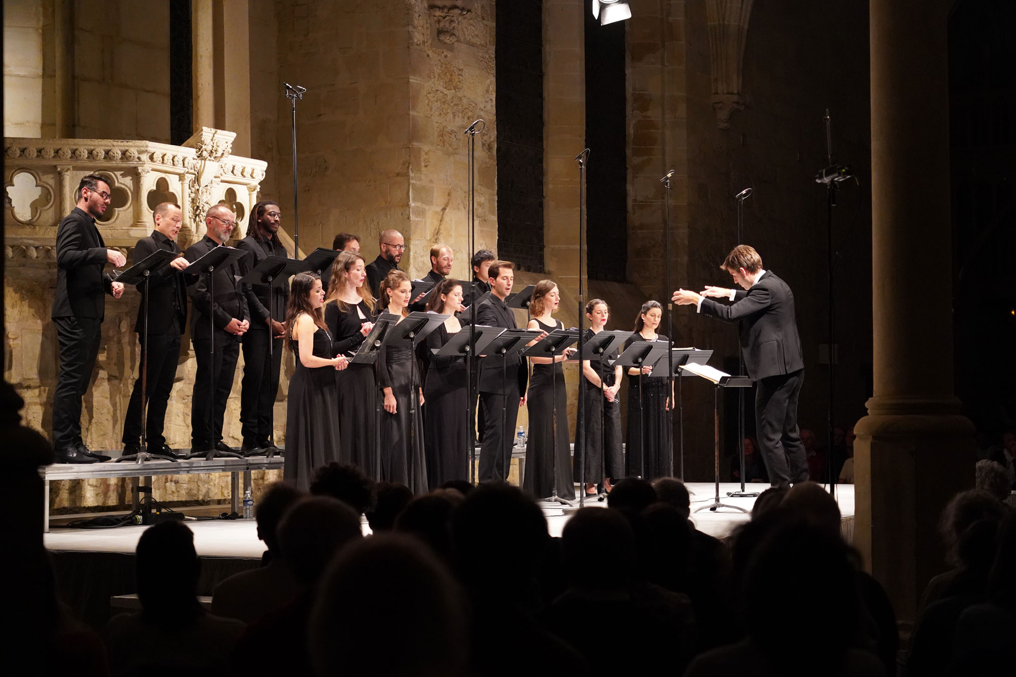 Concert des Métaboles dans le réfectoire des moines