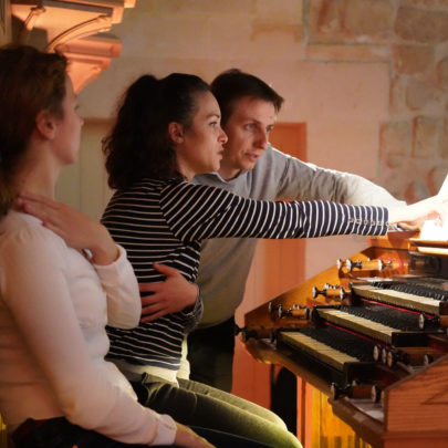 Lauréats en formation avec Thomas Lacôte sur l'orgue Cavaillé-Coll