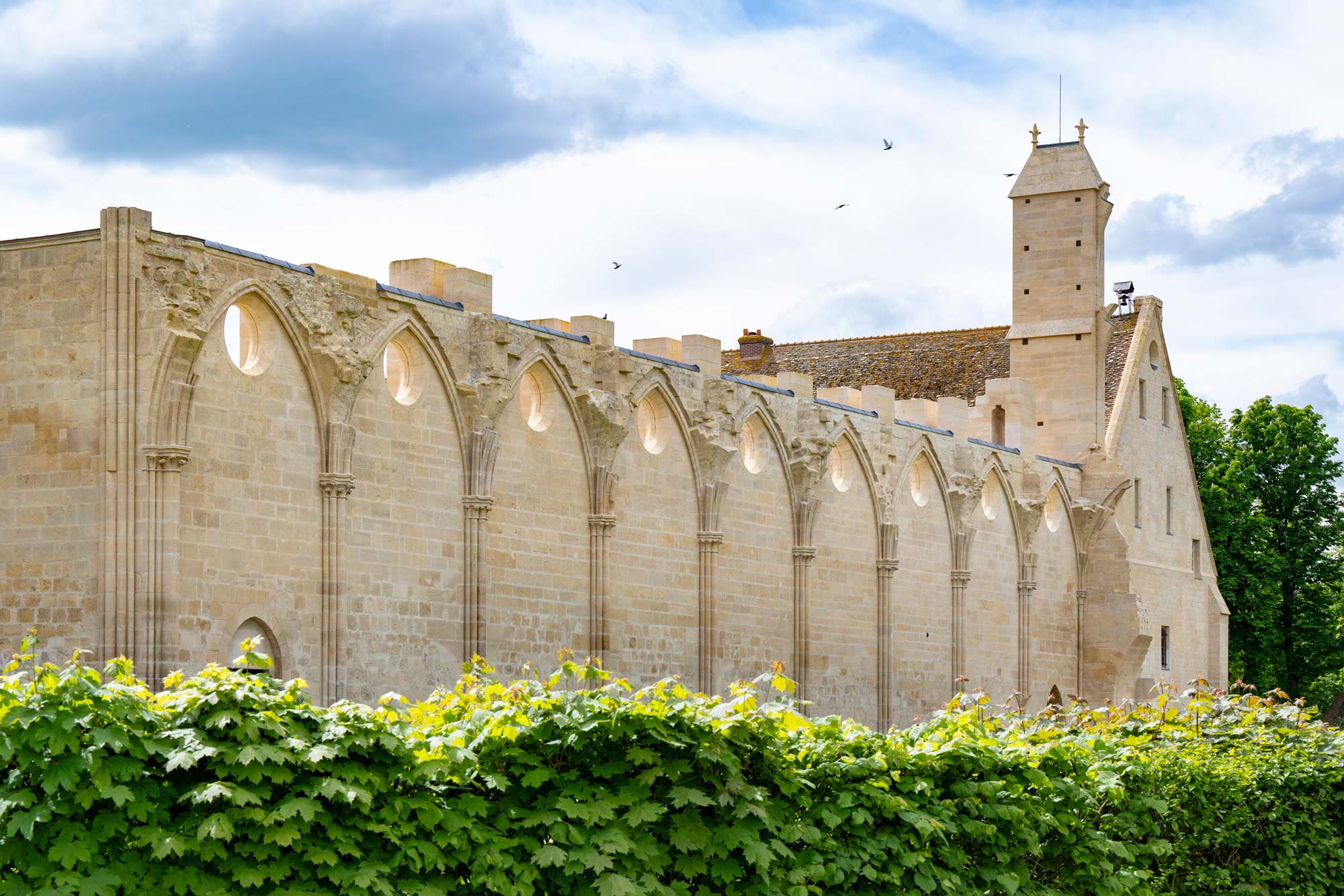 visiter un monument comme l'abbaye de royaumont dans le val d'oise