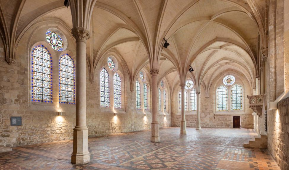 Réfectoire des moines de l'abbaye de Royaumont