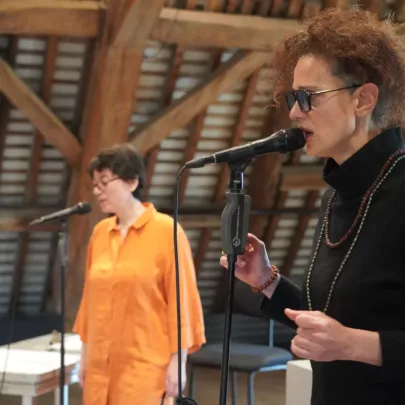 Artistes en r&eacute;sidence po&eacute;sie et musique &agrave; l'abbaye de royaumont dans le val d'oise