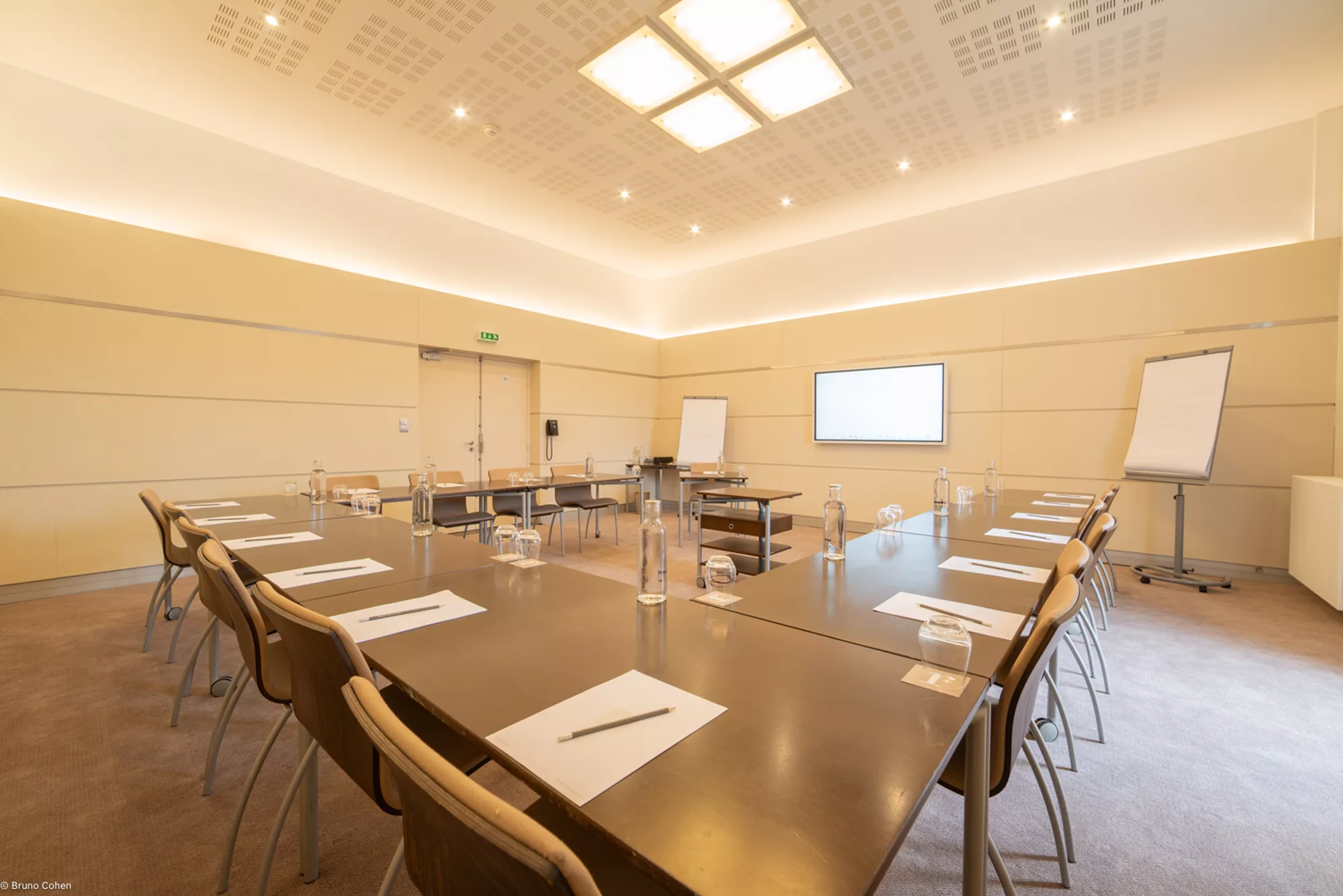 salle de r&eacute;union pour un s&eacute;minaire &agrave; l'abbaye de royaumont dans le Val d'Oise