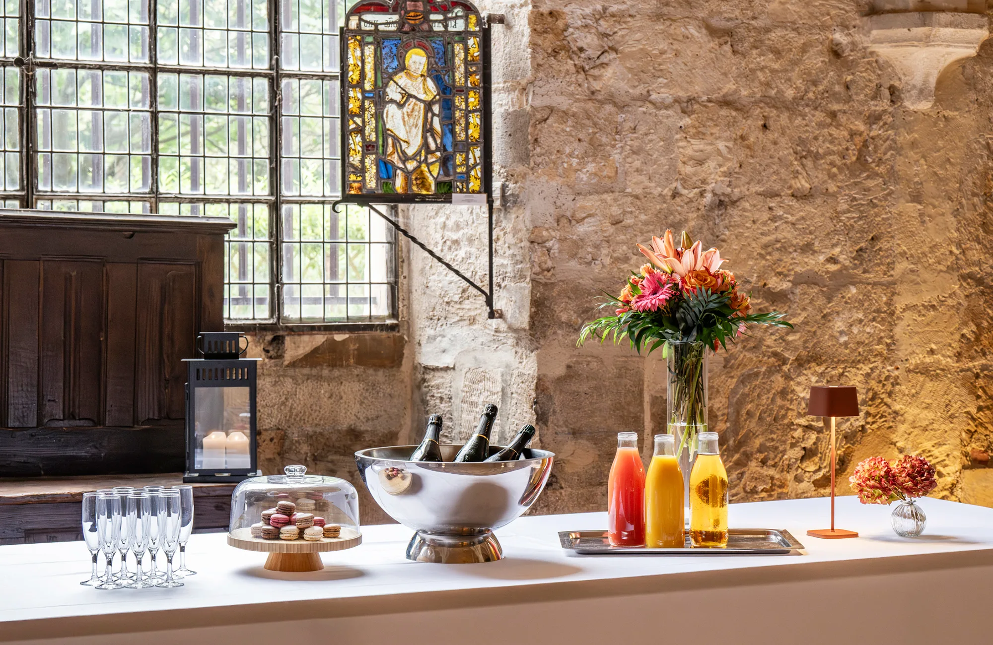 Un cocktail dans la cuisine des moines de l'abbaye de Royaumont