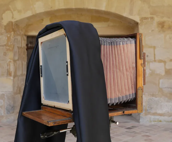 Appareil photo &agrave; soufflets &agrave; l'abbaye de Royaumont