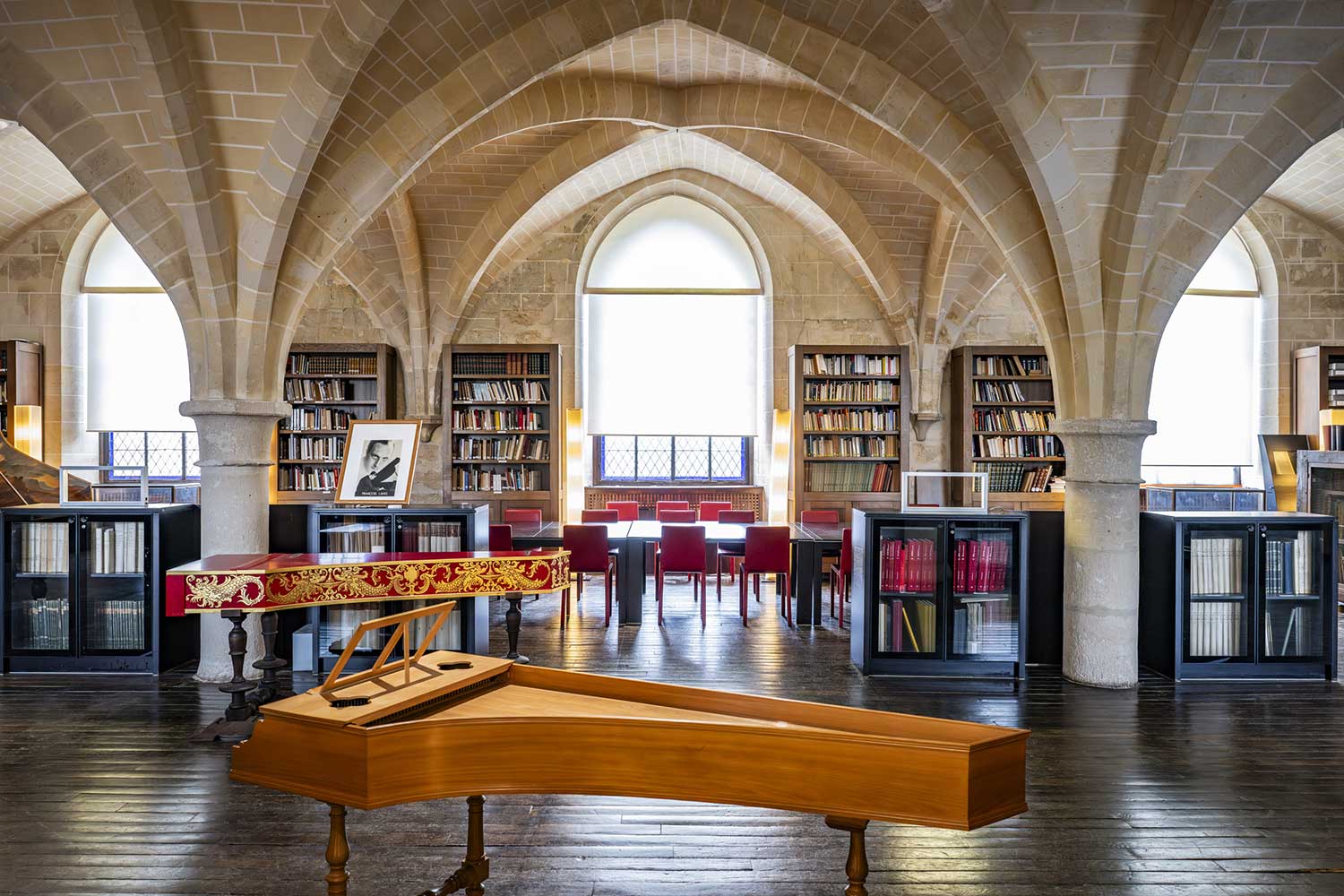 A l'int&eacute;rieur de la Biblioth&egrave;que musicale Fran&ccedil;ois Lang